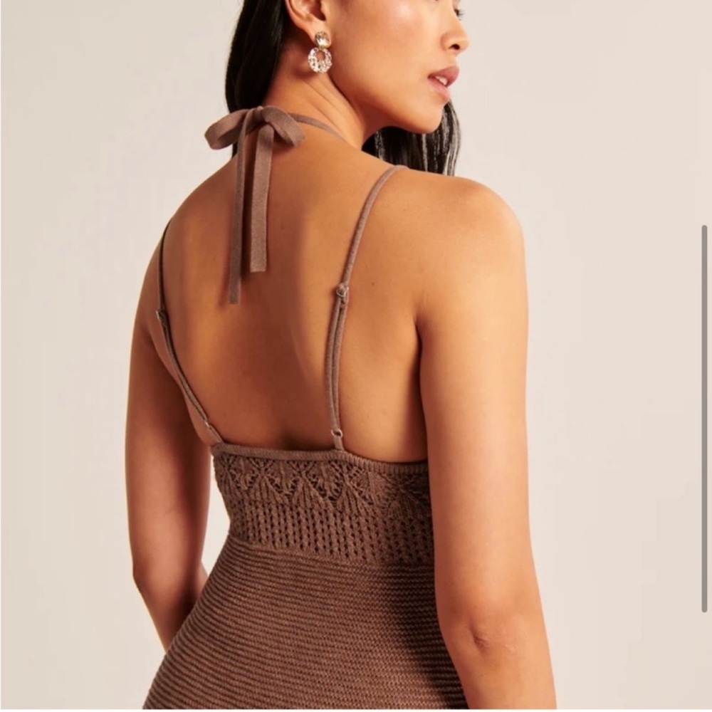 Abercrombie & Fitch crochet halter maxi - XS - Picture 5 of 7